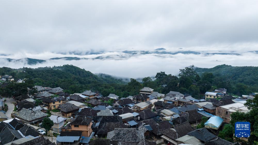 皇冠总站棋牌平台